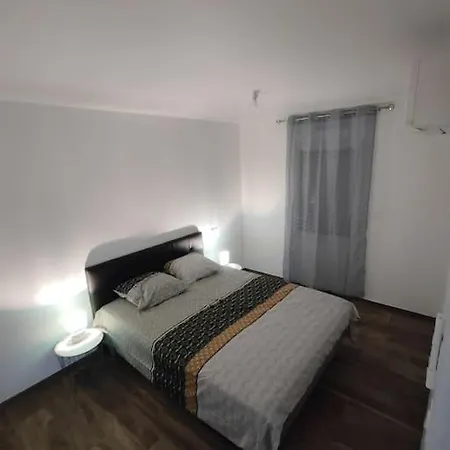 Dom wakacyjny Prive, A 5 Km Du Puy Du Fou